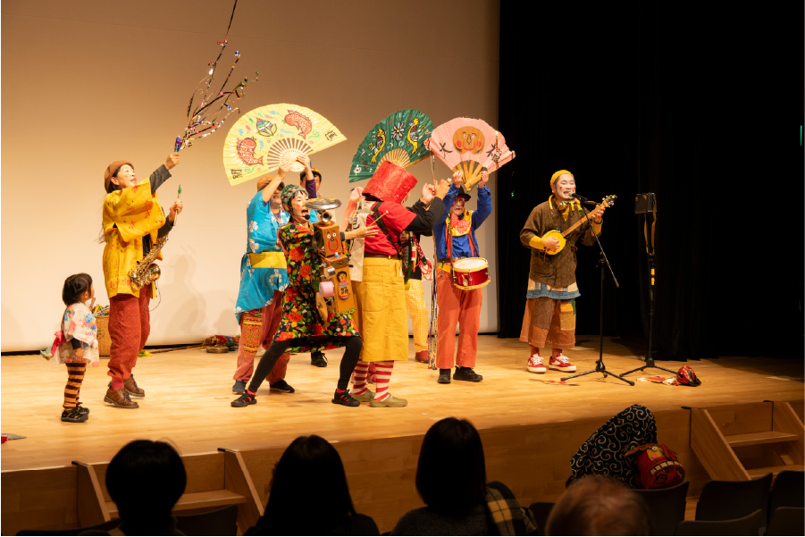 トンカラポンガ